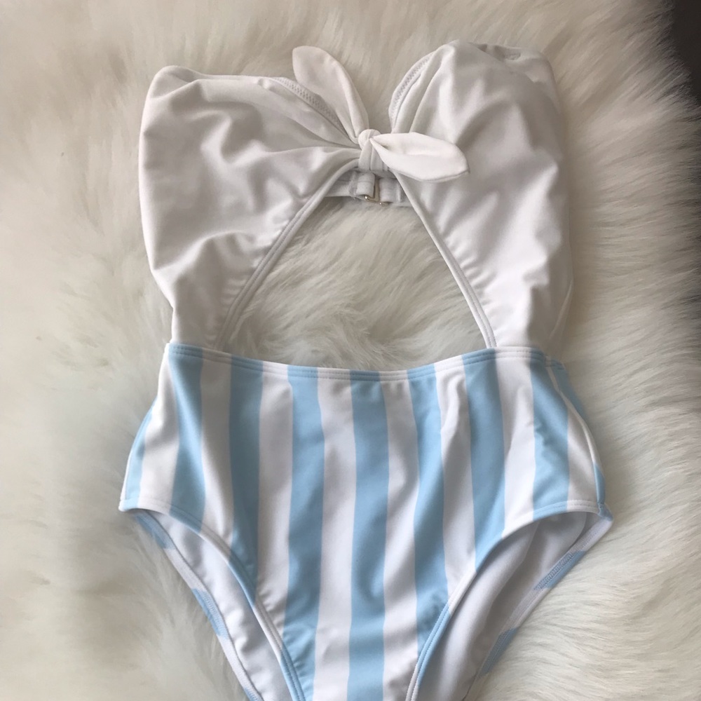Hollister tie-front cutout one-piece swimsuit